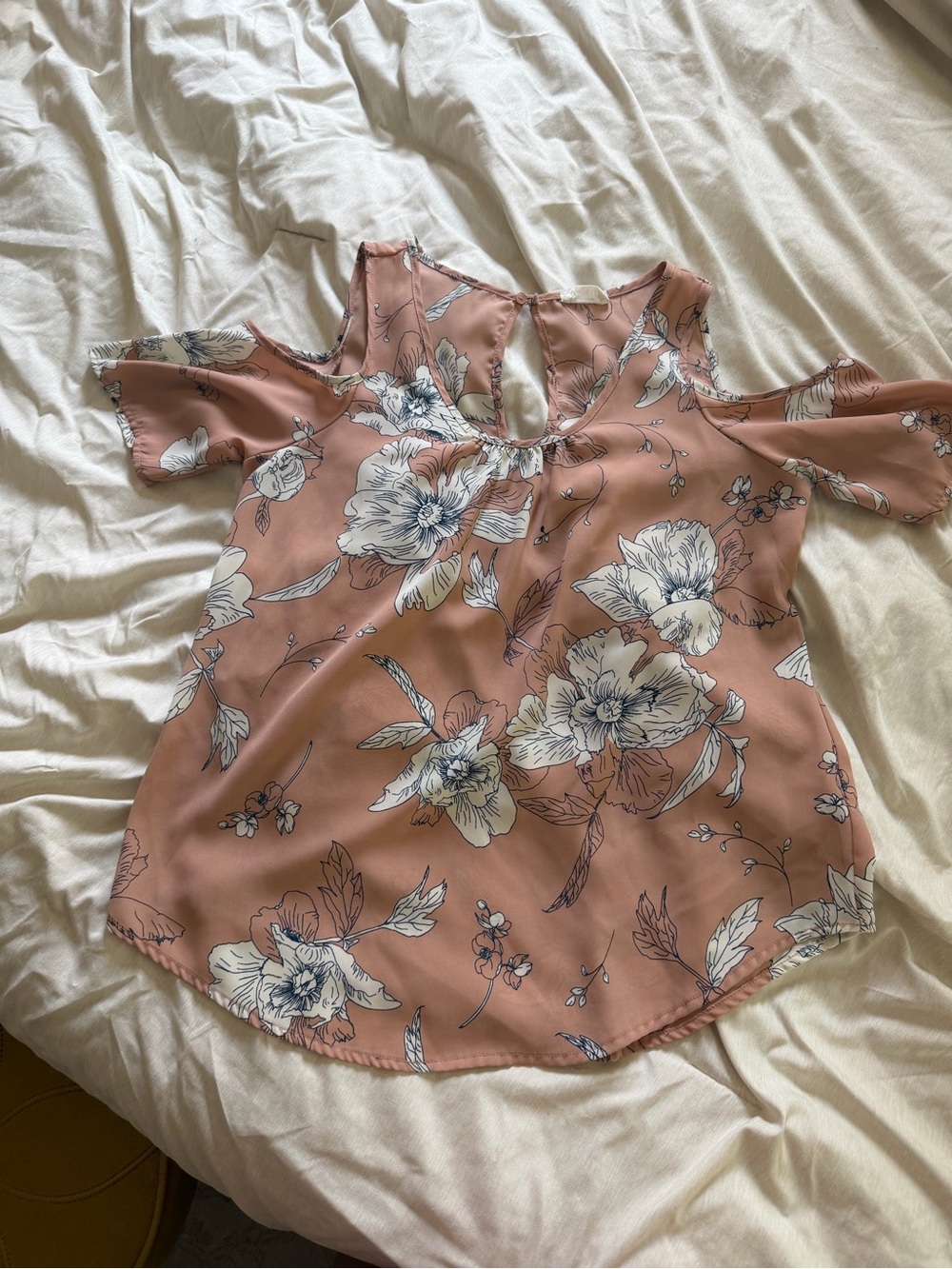 Sienna Sky Dusty Rose Cold-Shoulder Floral Blouse